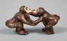 Wiener Miniaturbronze küssende Affen