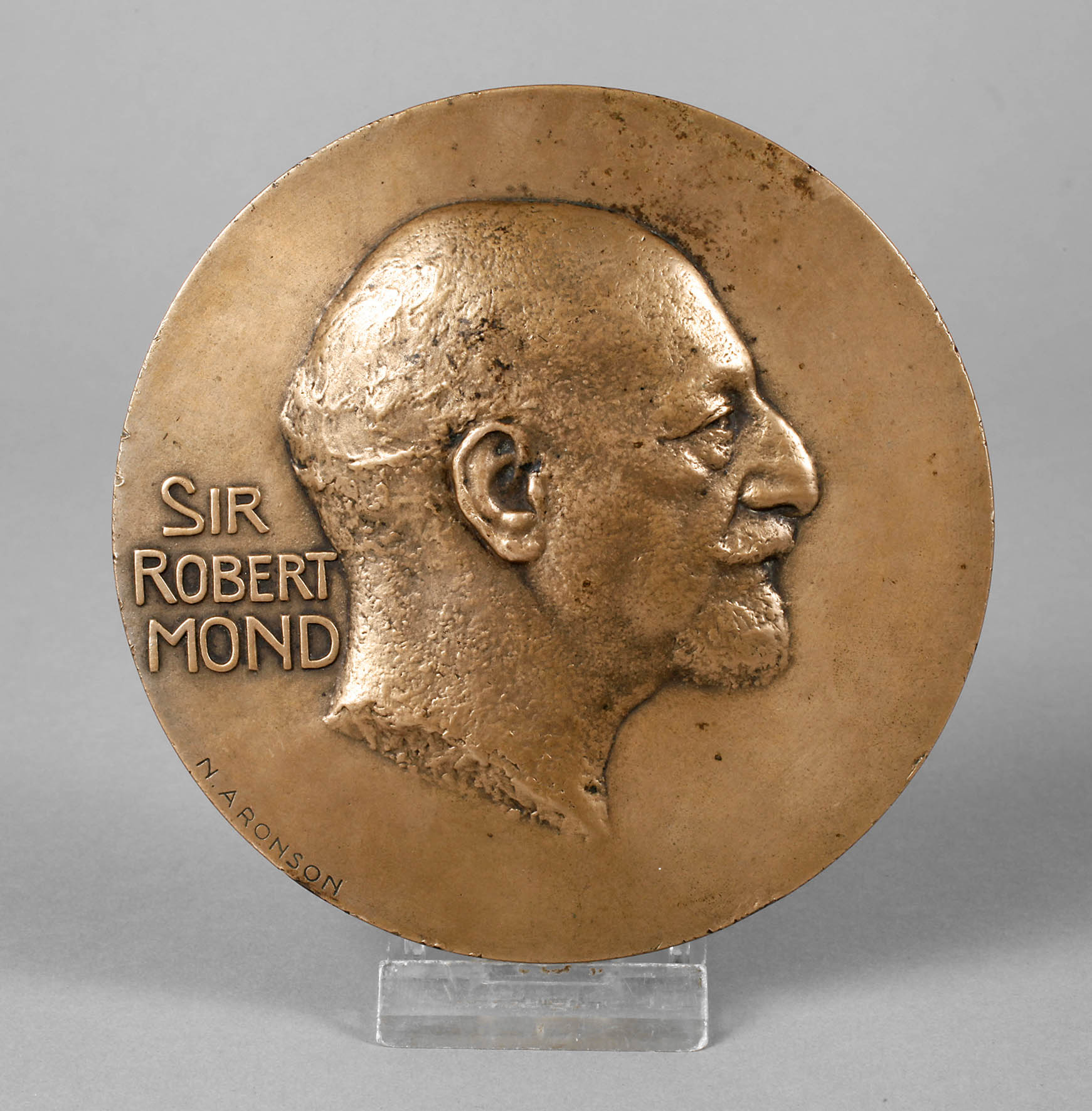 Naoum Aronson, Medaille Sir Robert Mond