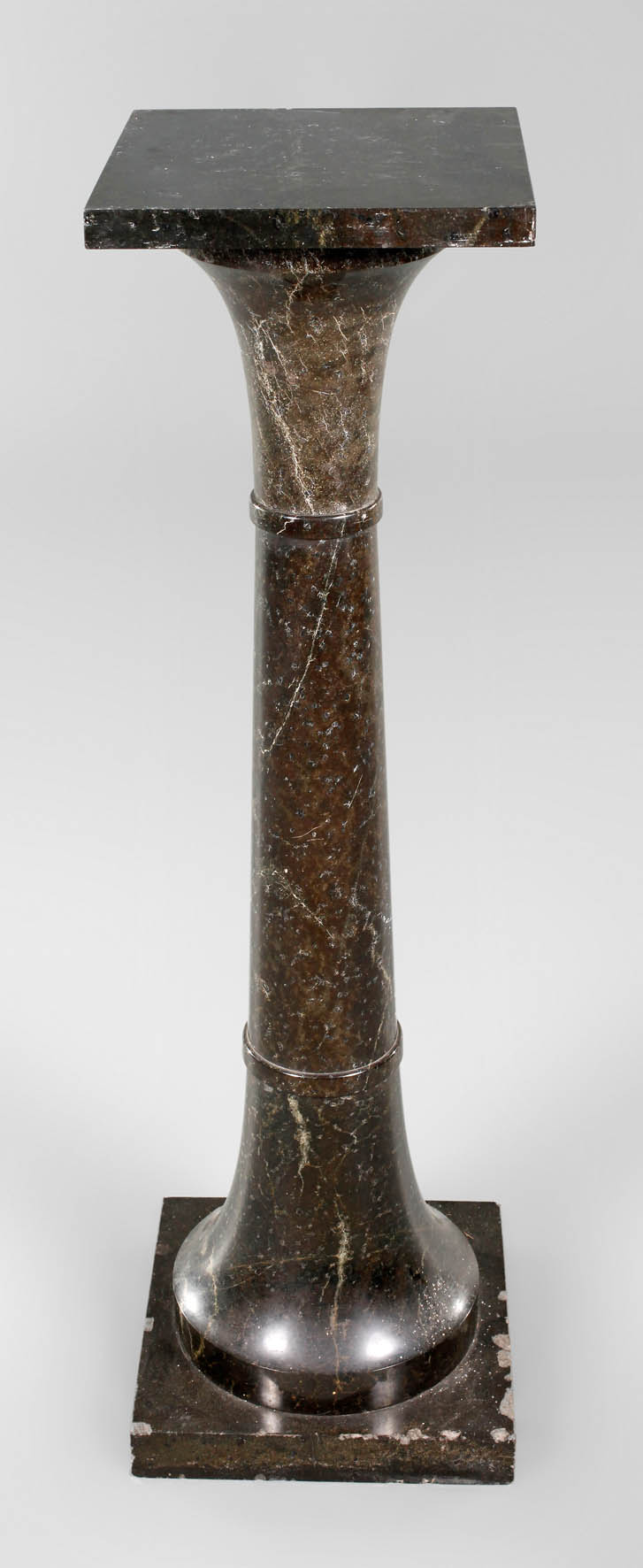 Serpentinsäule Albin Müller attr.