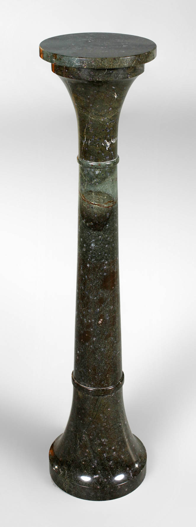 Serpentinsäule Albin Müller attr.