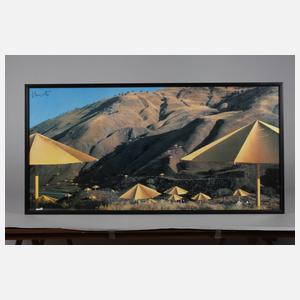 Christo & Jeanne-Claude, ”The Umbrellas”