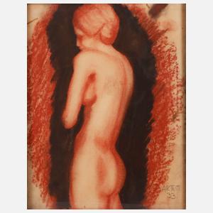 Stehender weiblicher Akt