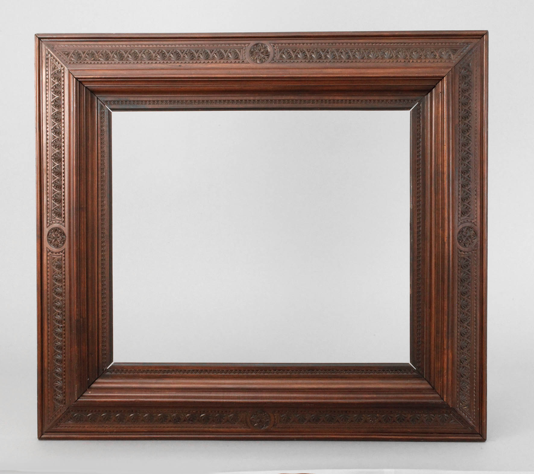 Rahmen mit Kerbschnitzerei, Normandie Ende 19. Jh.