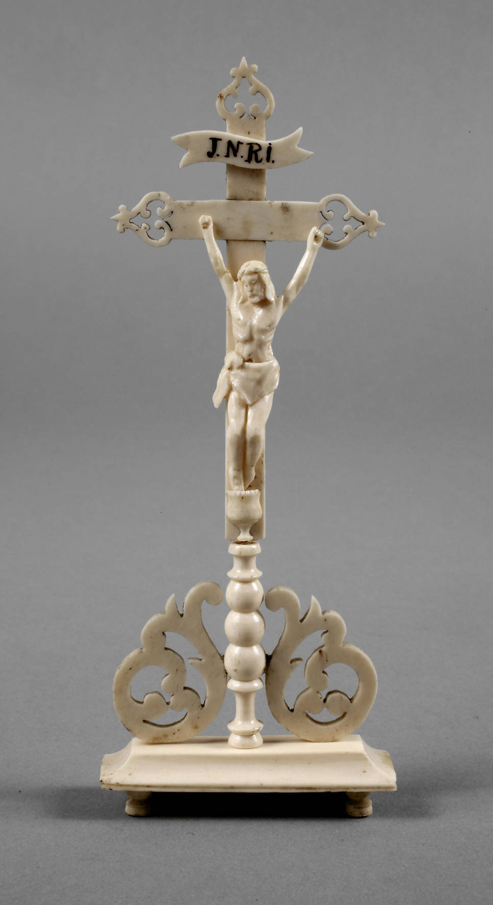 Elfenbeinschnitzerei