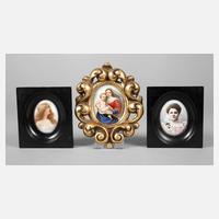 Drei Porzellanbilder111