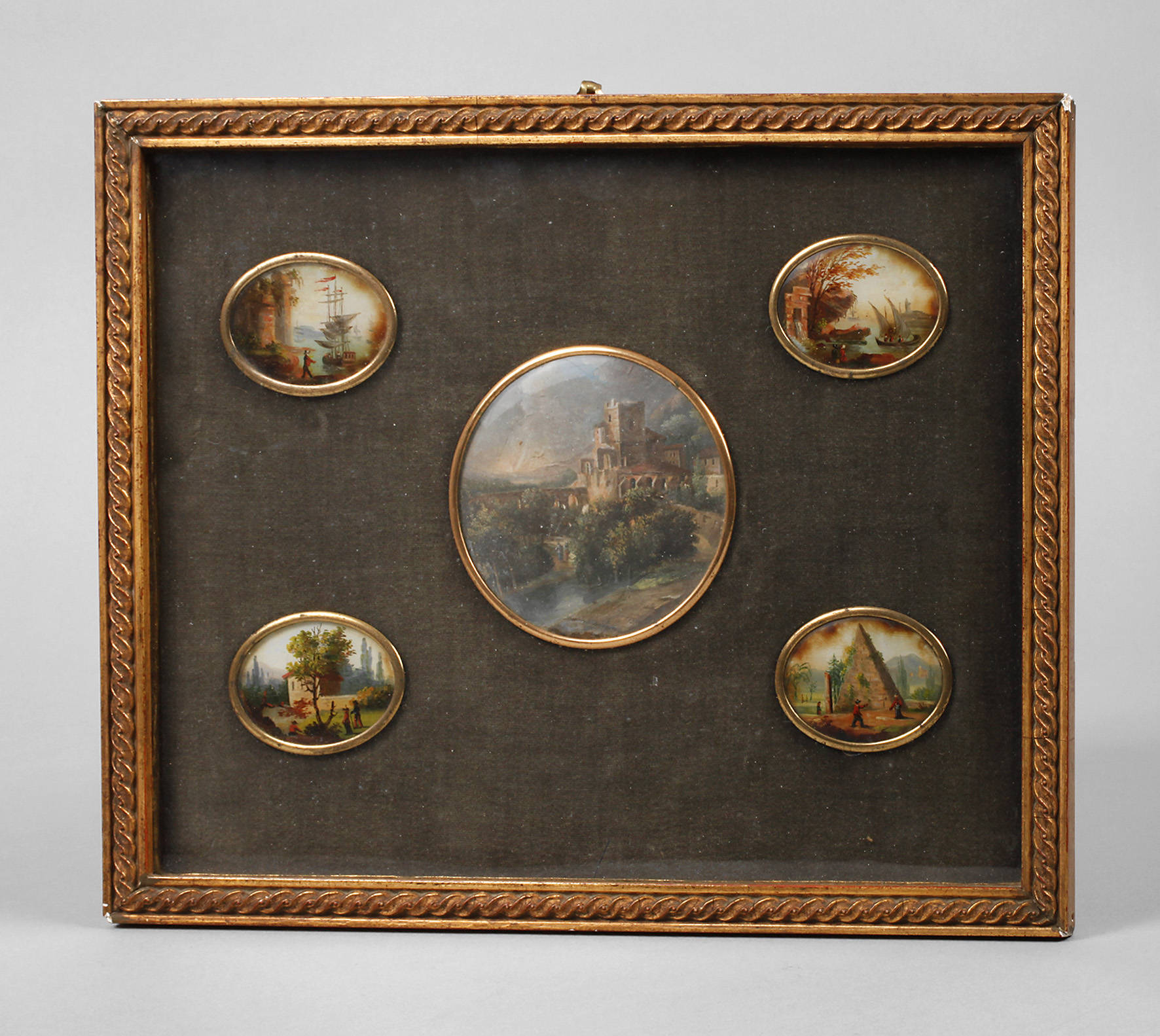 Fünf Miniaturansichten