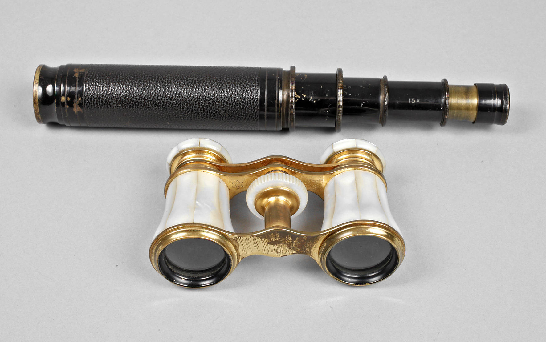 Fern- und Opernglas
