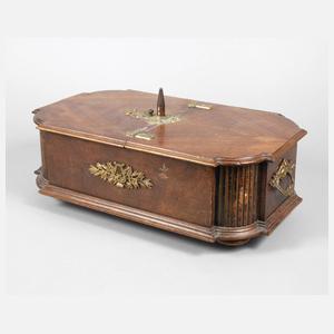 Plattenspieldose als Christbaumständer