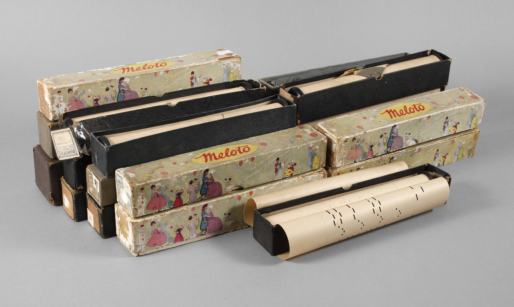 21 Lochpapierrollen für Musikspielgerät