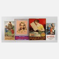 Vier Werbeaufsteller111