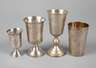 Vier Silberbecher