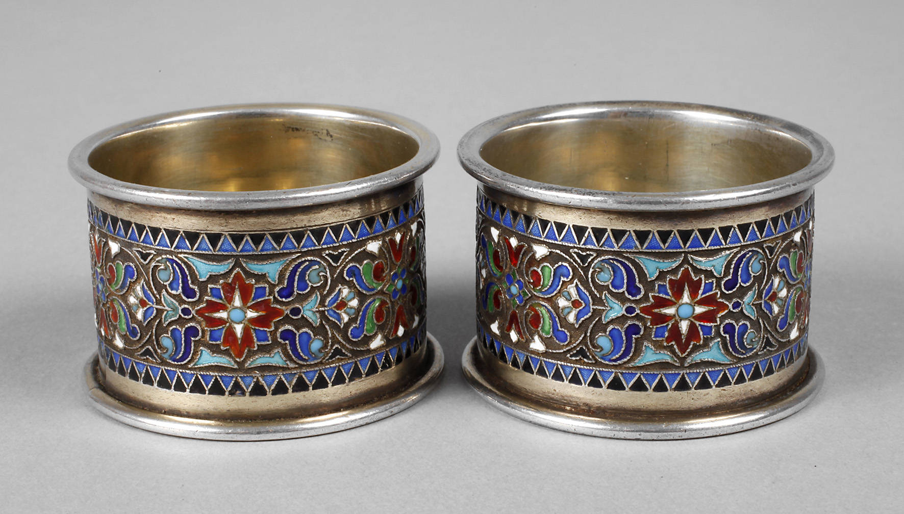 Paar Serviettenringe