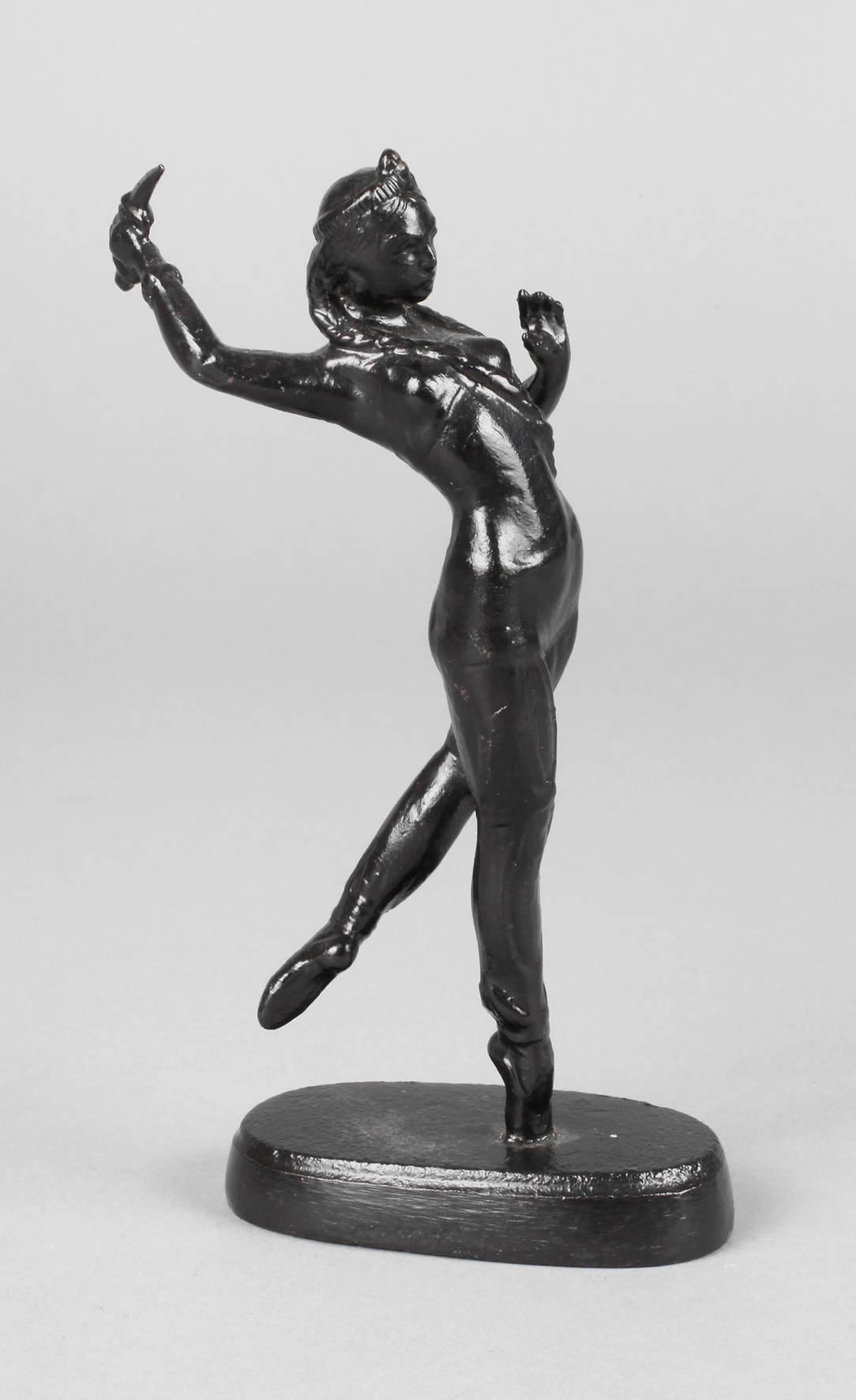 Tänzerin Eisenguss