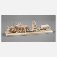 Figürliche Schnitzerei111