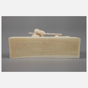 Figürliche Schnitzerei