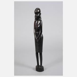 Drei Schnitzereien der Makonde