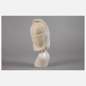 Elfenbeinbüste einer jungen Afrikanerin