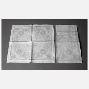 Sechs Servietten Wildrosendekor