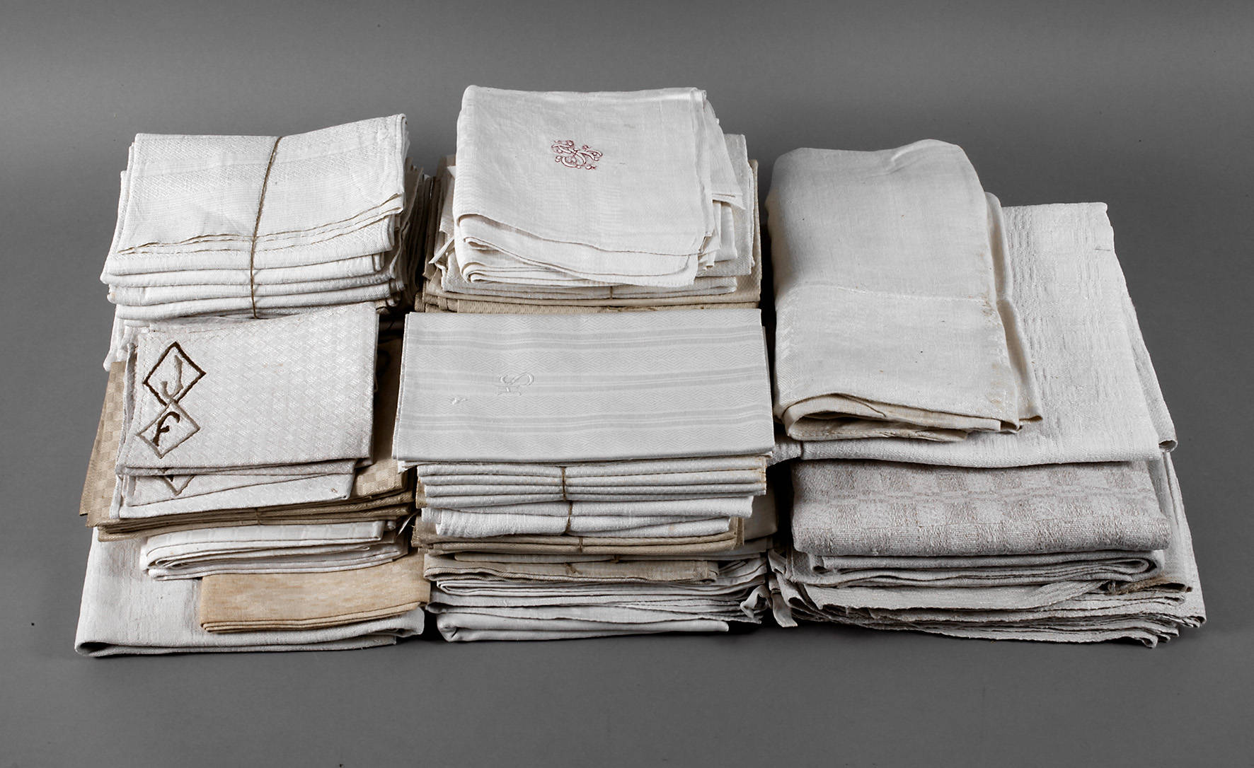 Großes Konvolut Bauernleinen