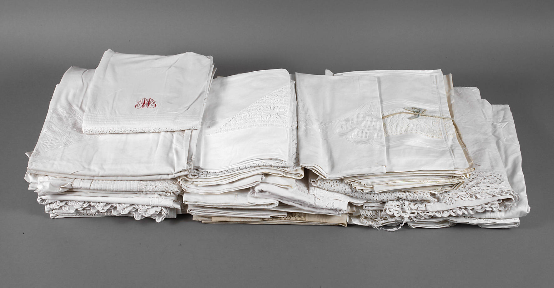 Konvolut Bettwäsche Spitzenbesatz