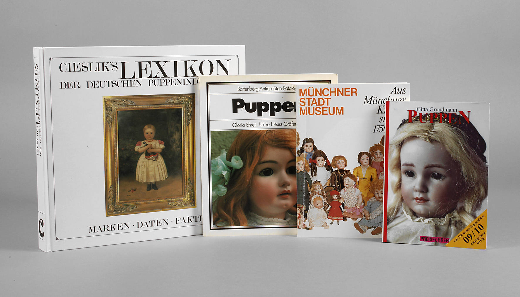 Konvolut Fachliteratur Puppen