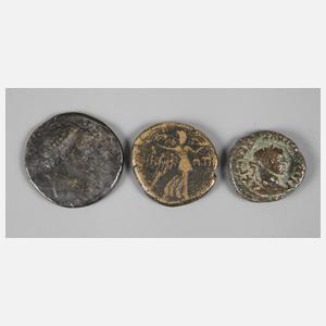 Drei antike Münzen