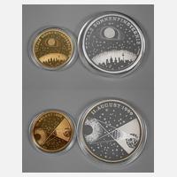 Zwei Medaillen Sonnenfinsternis111