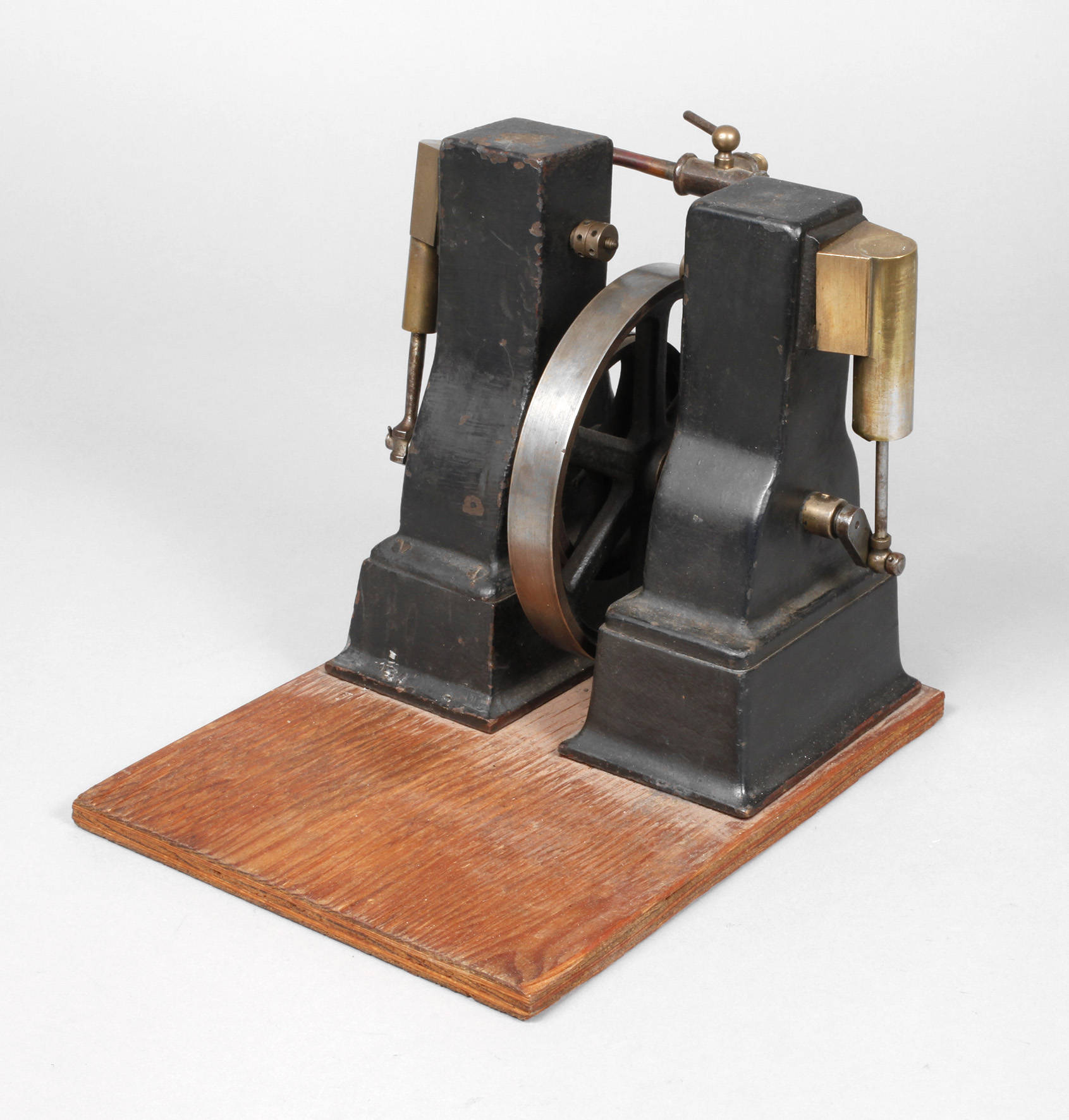 Zweizylinder Dampfmaschine