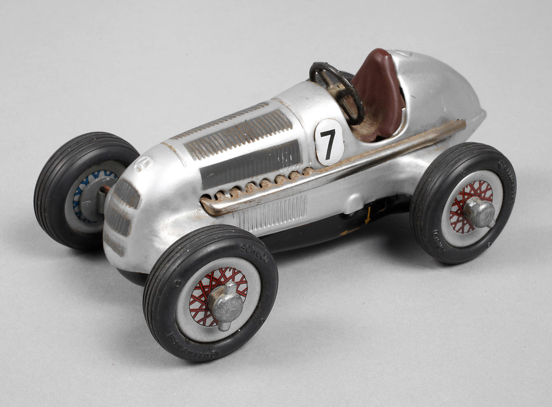 Schuco Studio-Auto 1050