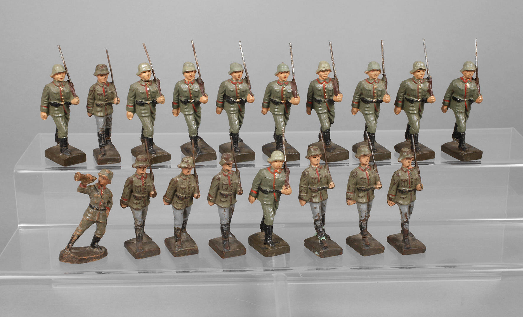 Lineol Konvolut Marschsoldaten