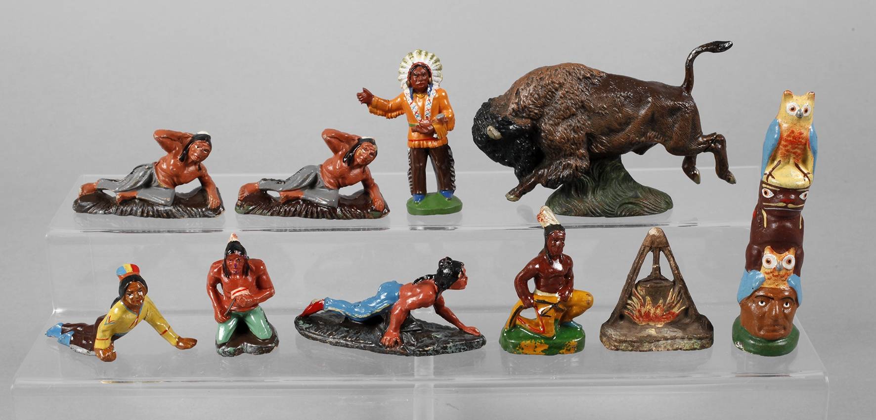 Konvolut Masseindianer mit Lineol Bison