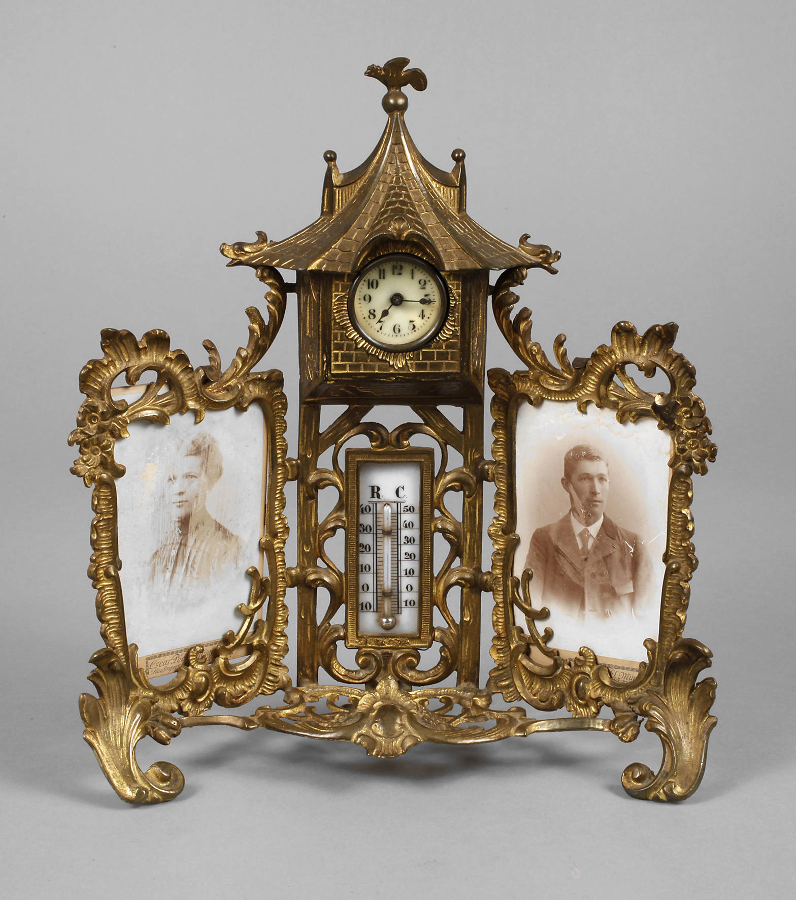 Schreibtischuhr mit Thermometer