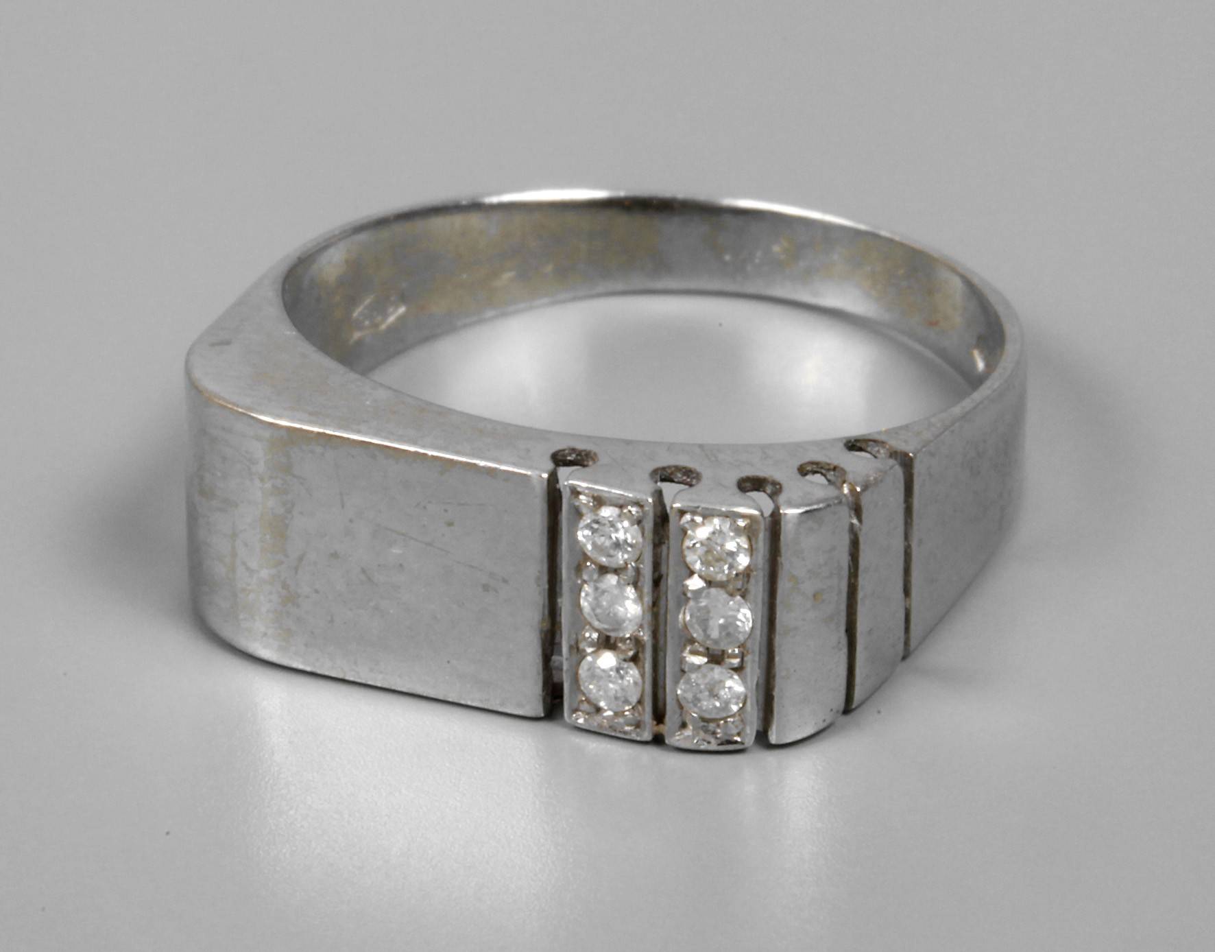 Weißgoldring mit Brillanten