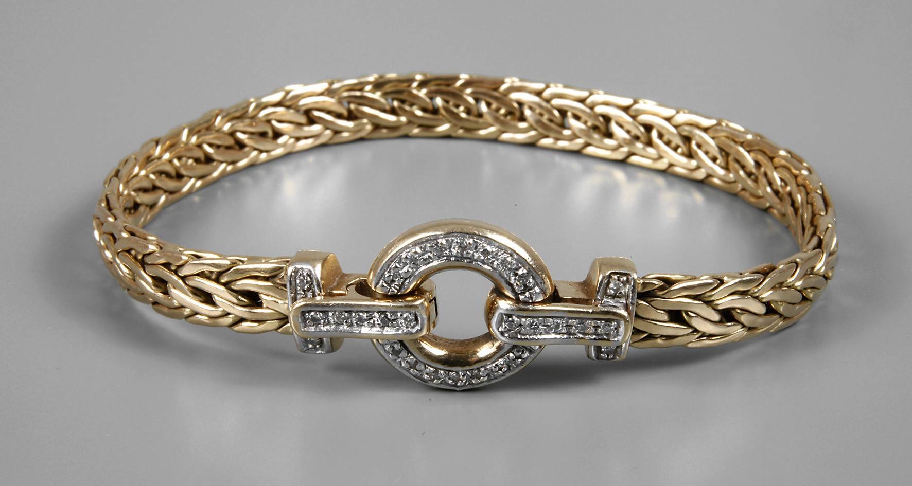 Goldarmband mit Diamantbesatz