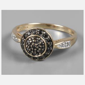 Damenring mit schwarzen Brillanten