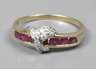 Damenring mit Rubinen und Diamanten
