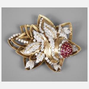 Blütenbrosche mit Rubinen und Brillanten