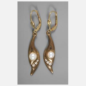 Paar Ohrhänger mit Perle