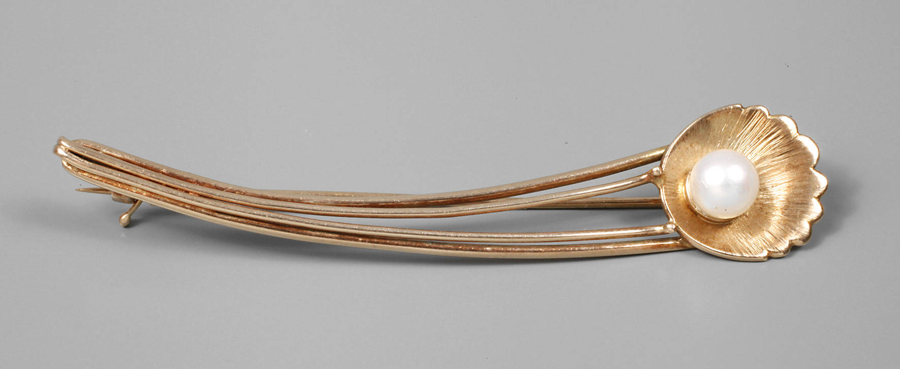 Anstecknadel mit Perle