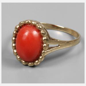Damenring mit Koralle
