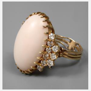 Damenring mit Koralle und Brillanten