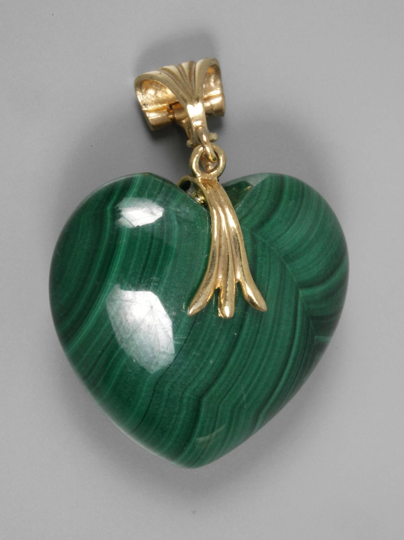 Anhänger mit Malachitherz