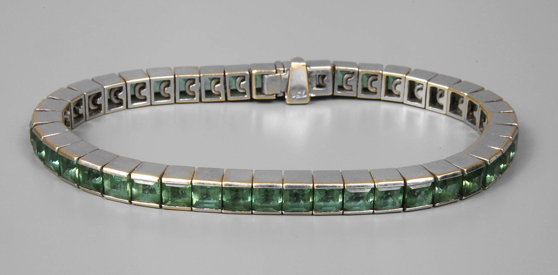 Tennisarmband mit Turmalinbesatz ca. 16 ct