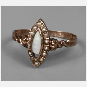 Damenring mit Edelopal und Perlen