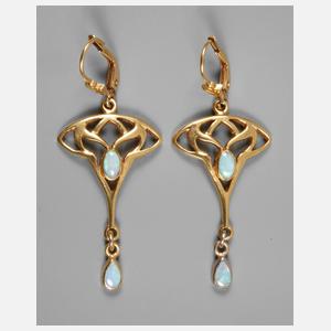 Paar Ohrhänger mit Edelopalen