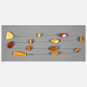 Silberkette mit Bernsteinen