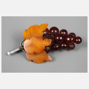 Bernsteinbrosche als Traube