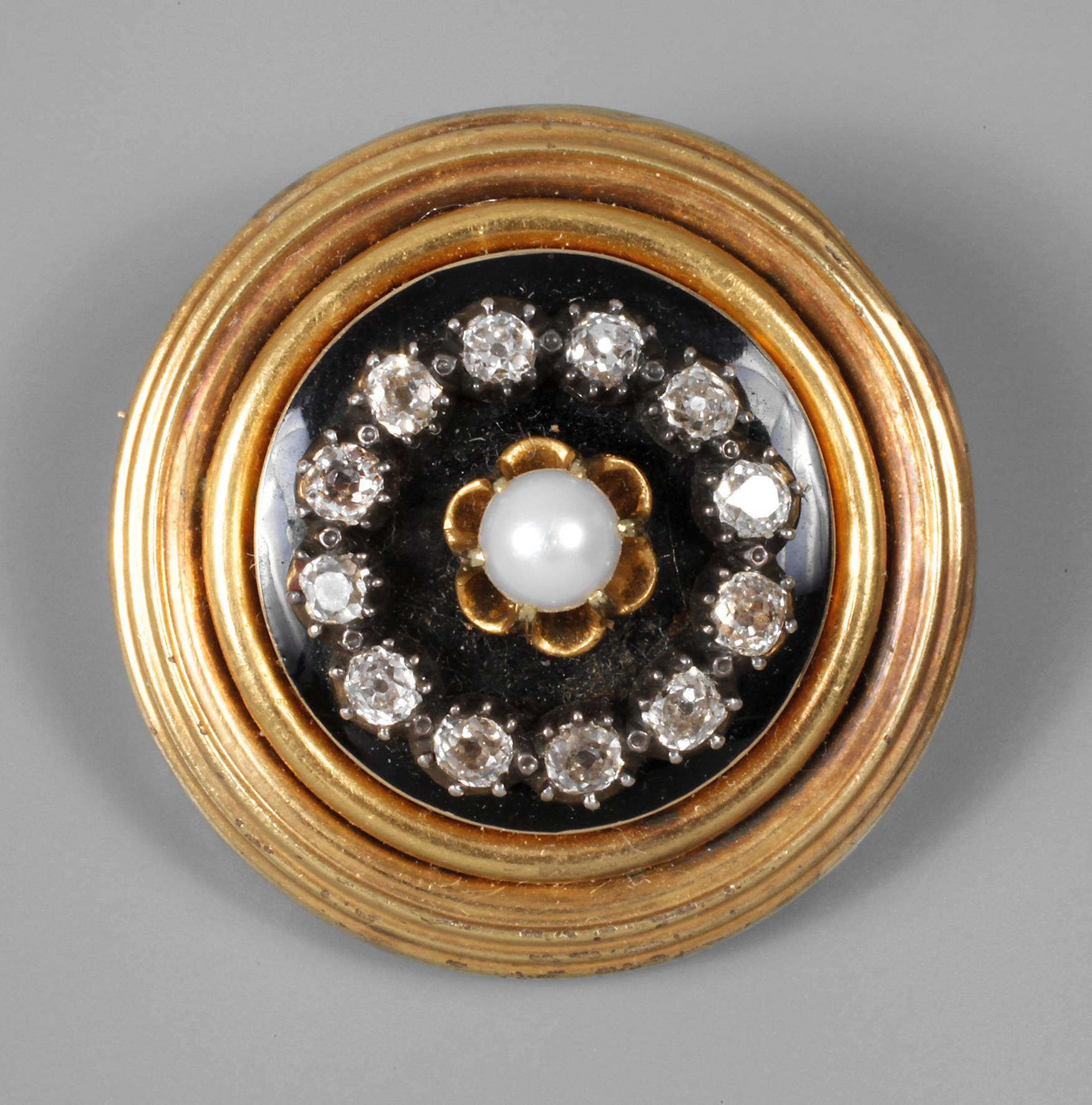 Biedermeierbrosche mit Perle und Diamanten