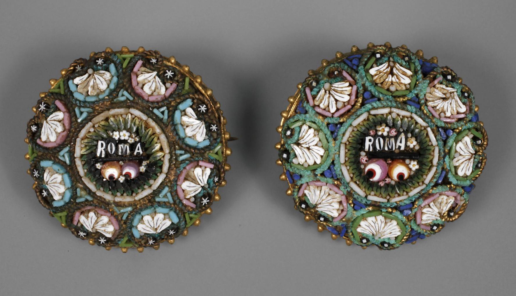 Paar Broschen Millefiori