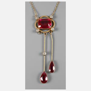 Collier mit synthetischen Rubinen und Diamanten